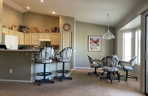 Saddlebrooke House | Comfortable Home in Middle of Saddlebrooke