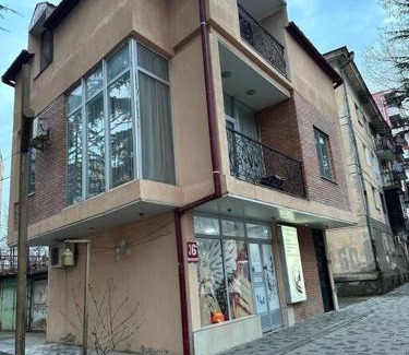 Kutaisi Villa | Comfortable House the city centr