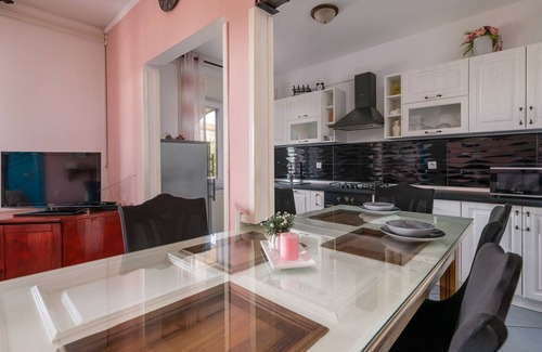 Grandici Villa | Comfortable house with swimming pool, in quiet village