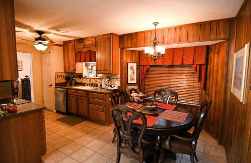 Mobile Bed & Breakfast | Comfortable Luxury, Convenient, Superior Quality
