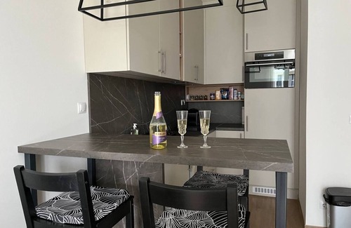 Vizafogo Apartment | Comfortable place on the Marina port