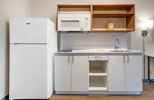 Trailer Estates House | Comfortable Room Steps from Shopping & Dining