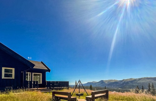 Atra House | Comfortable, spacious cottage with fantastic view of forests and mountains.
