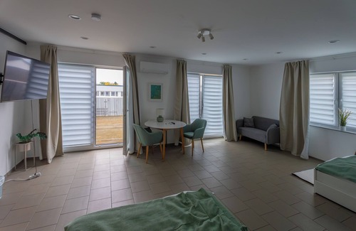 Glinde Apartment | Comfortable, spacious family apartment with large balcony.