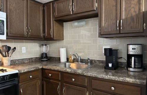 Rock Falls Apartment | Comfortable & spacious 2 bedroom
