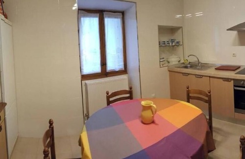 Artajona House | Comfortable stone house, near Pamplona and 100 m from the medieval enclosure