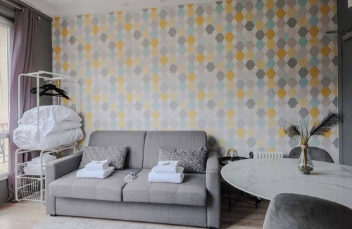 Porte-Saint-Martin Apartment | Comfortable Studio - 2P - Canal Saint-Martin
