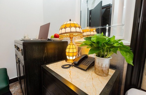 Tan Binh House | Comfortable Superior Stay | Ideal Airport Stop