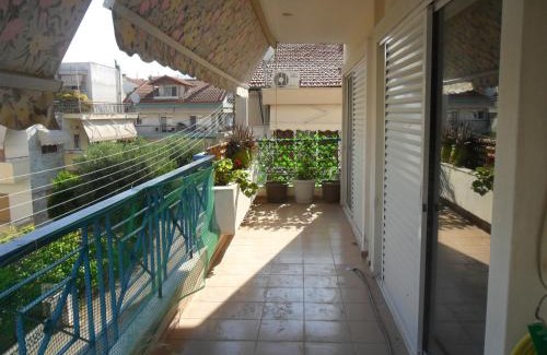 Thermi Apartment | Comfortable Thermi apartment near SKG Airport