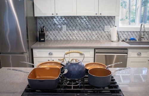 Mountlake Terrace House | Comfortable and Convenient!