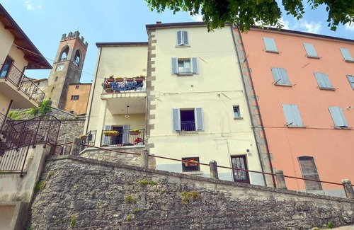 Monte Cerignone Apartment | Comfortable vacation apartment in the north of Italy.