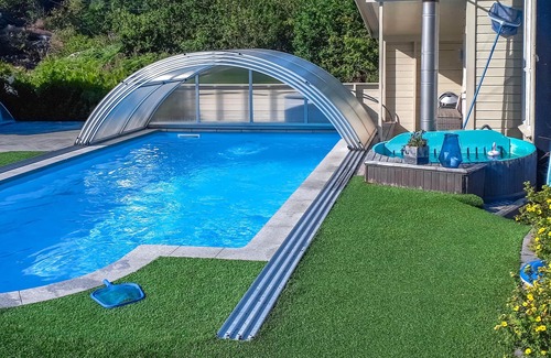 Mandal House | Comfortably furnished country house with pool and large garden.