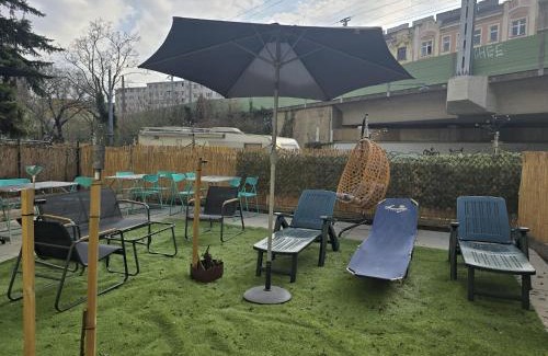 Brigittenau Apartment | Comfy 2BR Apt WIFI & TV Next to Millenium Tower
