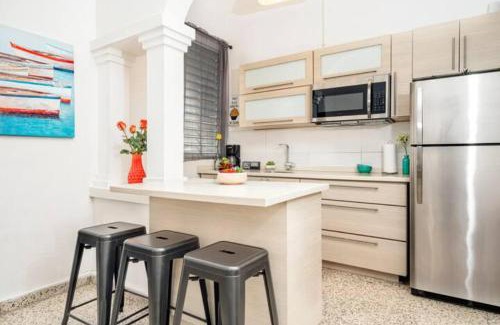 Santurce Apartment | Comfy 2BR in Condado. Short Walk to the Beach.