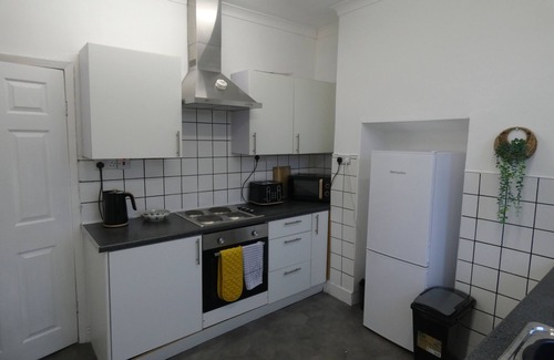 Abertillery Cottage | Comfy 3 Bedroom Cottage in a Calm Location