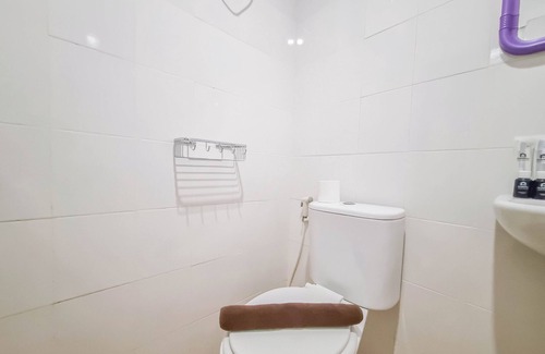 Depok Apartment | Comfy And Homey Studio At Vivo Apartment