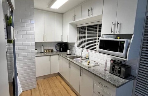 Walmer Apartment | Comfy and private rental apartment in Gqeberha