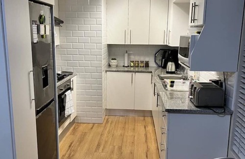 Walmer Apartment | Comfy and private rental apartment in Gqeberha
