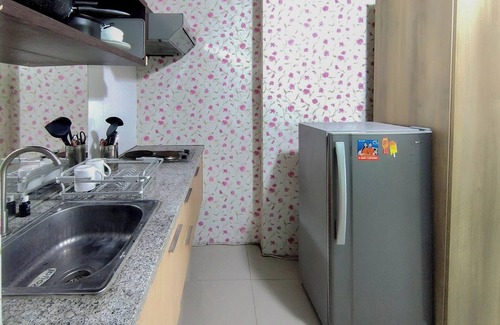 Siwalankerto Apartment | Comfy and Warm Studio at The Square Surabaya Apartment