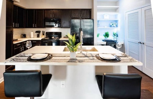 Humble Apartment | Comfy Boho Suite- 15min from IAH-SEASON DISCOUNT