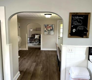 Watertown Apartment | Comfy Classic Cute Apartment