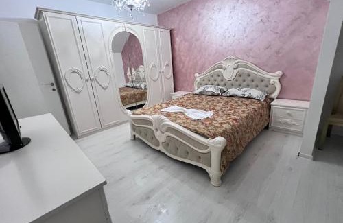 Floresti Apartment | Comfy condo Floresti