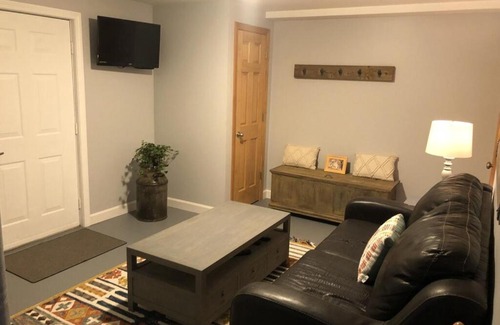 Chichester Apartment | Comfy Country setting Apartment in Central NH