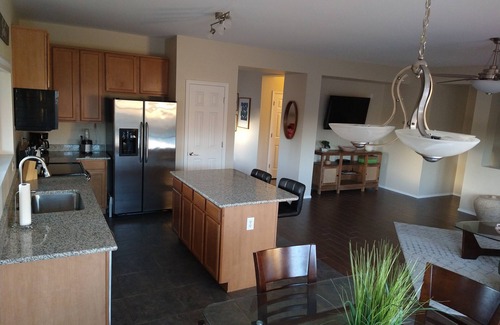 Rancho Vistoso House | Comfy Cozy Casa in Rancho Vistoso. Close to parks and and trails.