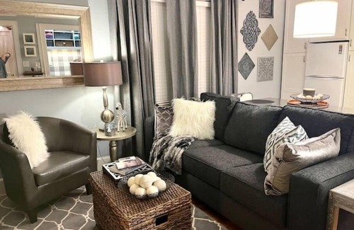 Easley Apartment | Comfy, cozy duplex apartment in downtown Easley
