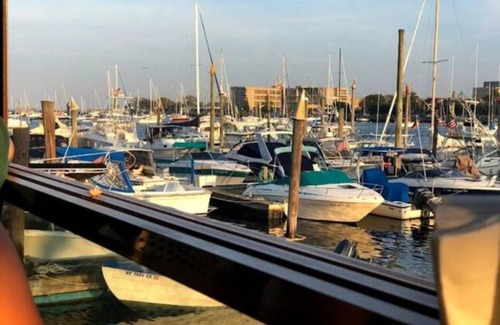 Brooklyn House | Comfy Guest Suite with a free parking spot in the heart of SheepsheadBay