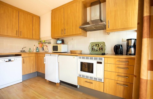 Hoorn House | Comfy holiday home in Hoorn with French balcony
