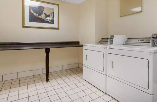 New Cumberland House | Comfy room with bath close to the State Capital