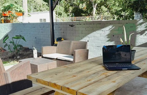 La Libertad Apartment | Comfy stay for 2 @CasaSanAlfonso Room #26nn