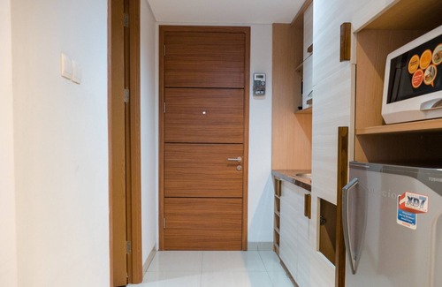 Hegarmanah Apartment | Comfy Studio At Dago Suites Apartment