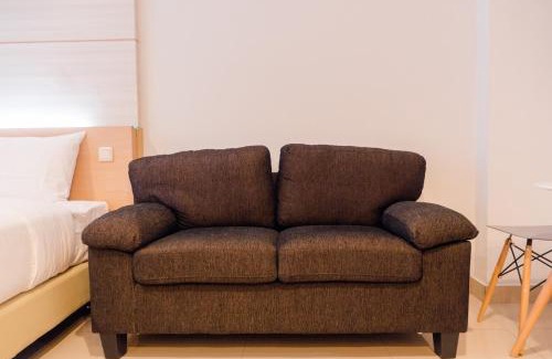Hegarmanah Apartment | Comfy Studio At Dago Suites Apartment By Travelio