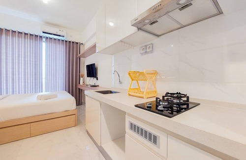 Bumi Serpong Damai Apartment | Comfy Studio Room At 31St Floor Sky House Bsd Apartment