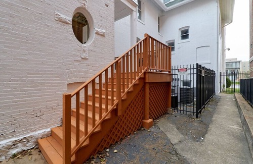 Grand Center Apartment | Comfy Studio SLU, Fox Thtr, CWE-Unit L