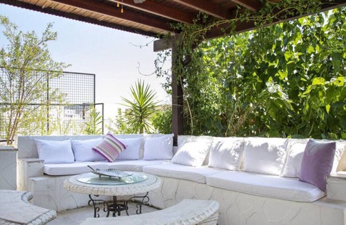 Bogazici House | Comfy Triplex near Beach with Garden in Bodrum