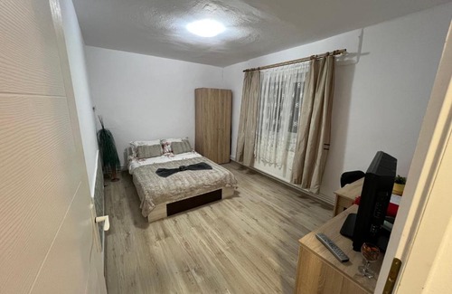 Zalau Apartment | Comfycondo