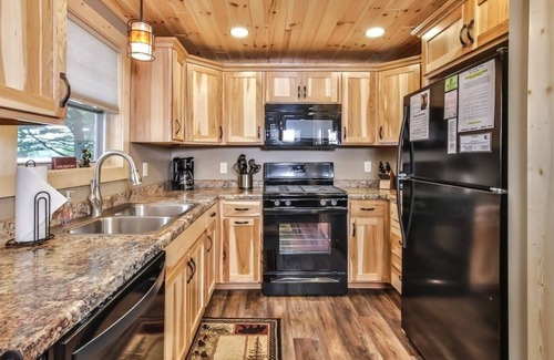 St Germain Cabin | COMING MAY 2026 – COMPLETELY REMODELED 2BD, 1BA LAKEFRONT CABIN ON LOST LAKE
