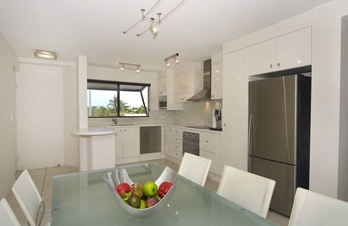 Sunrise Beach Apartment | Commodore