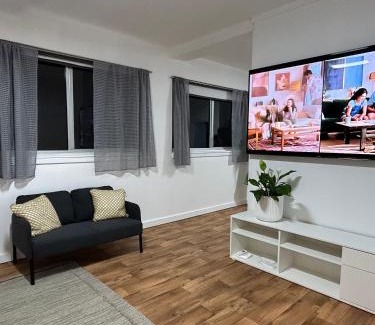 Como Apartment | Como Beach Apartments