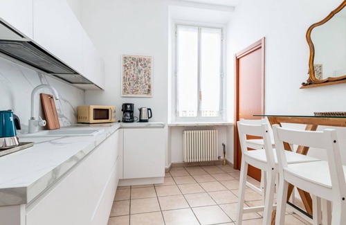 Como Apartment | Como Borghi Modern Apartment with Balcony