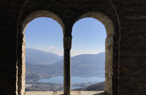 Capiago Intimiano Apartment | COMO LAKE - HALFWAY - ECO FLAT IN A VILLA