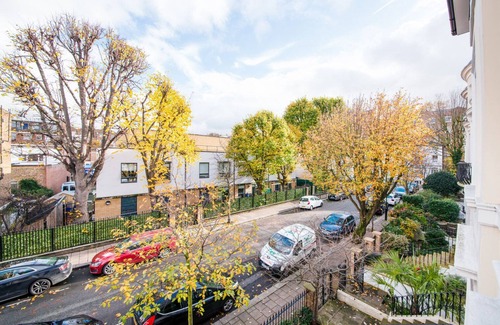 Bayswater Apartment | Compact Bayswater 1BR w/Modern fit out, nr. Notting Hill, by Blueground