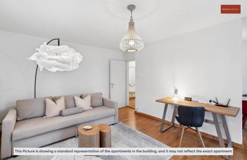 Center Apartment | Compact Comfort for the On-the-Go Life