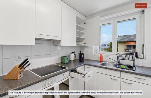 Center Apartment | Compact Comfort for the On-the-Go Life