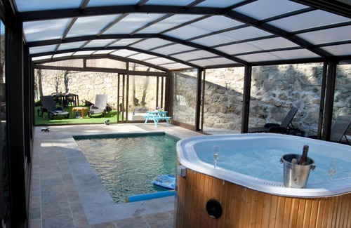 Collado Mediano House | Complejo Casas Rurales MANSIONES Y VILLAS DELUXE