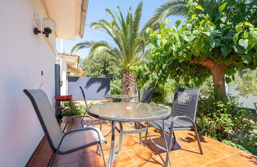 Vilafortuny House | Complejo Colibri 8