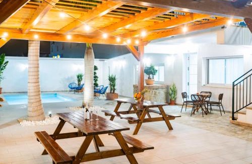 Torre de Benagalbon Apartment | Complejo La Palapa